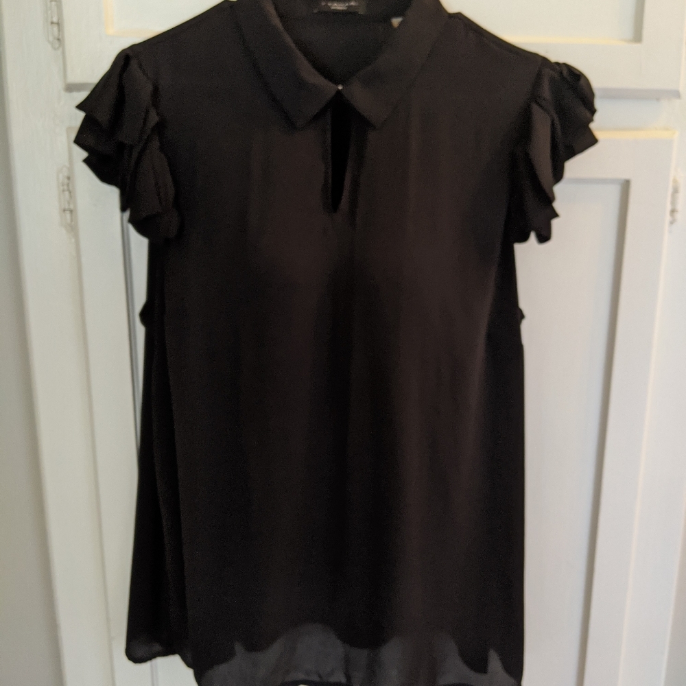 T Tahari Black Pleat Sleeve Top - Picture 2 of 7